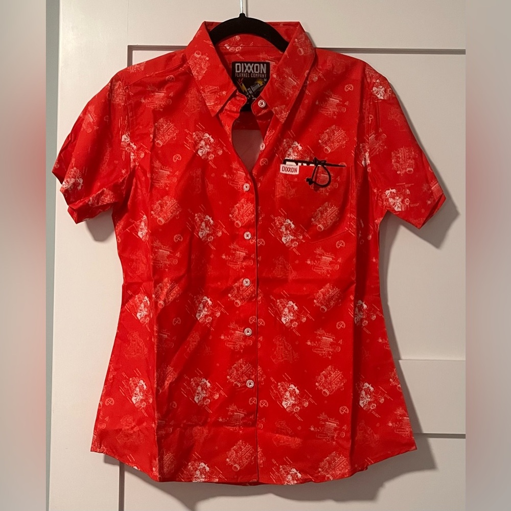 NWT Dixxon Women’s 350 Party Shirt Short Sleeve Red - Size M
